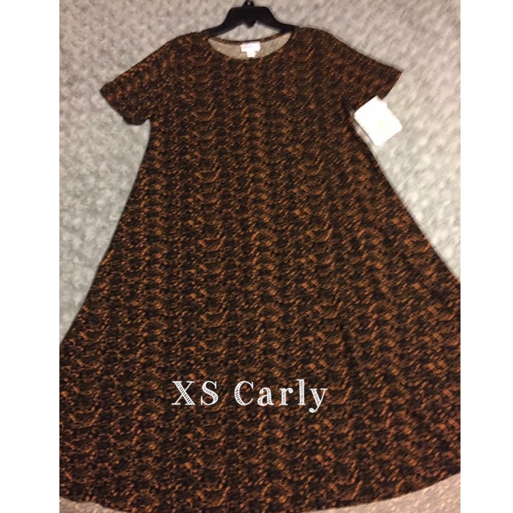 XS Carly NWT - outfits available!